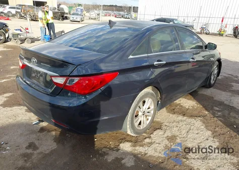 2013 Hyundai Sonata Gls z USA, uszkodzony, nr VIN 5NPEB4AC2DH506048